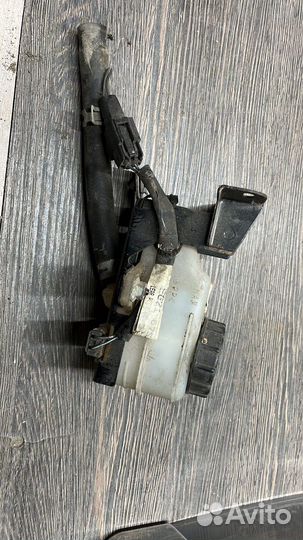 Бачок глав.тормозного цилиндра Mazda CX-7