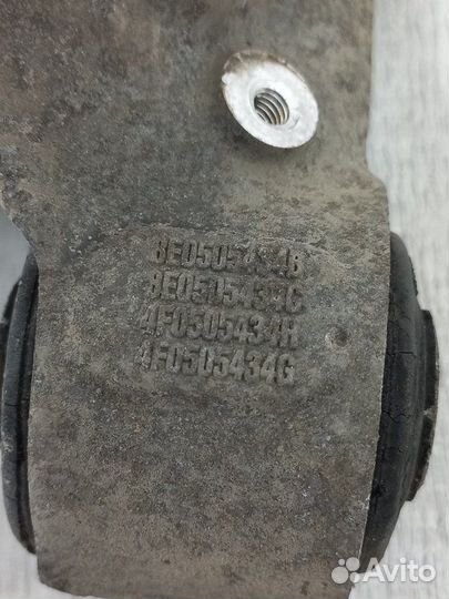 Кулак поворотный задний правый Audi A6 C6 2.8 ccda