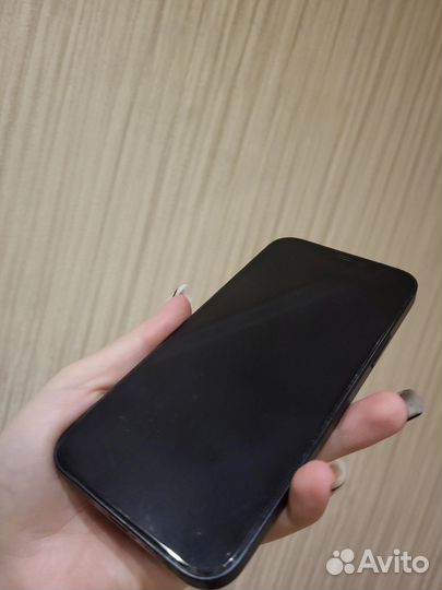 iPhone 12, 64 ГБ