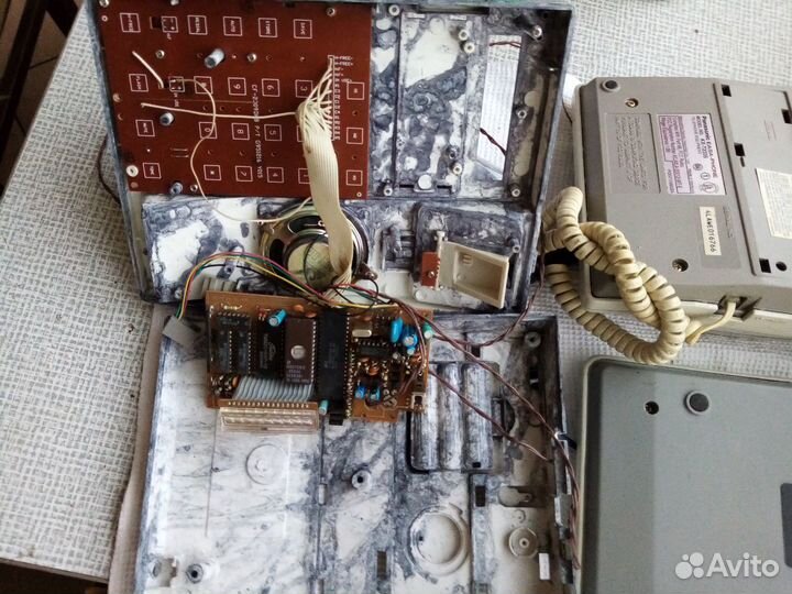 Домашние телефоны на запчасти и много разных запча