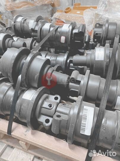 Каток поддерживающий Volvo EC140CL C9314100M00