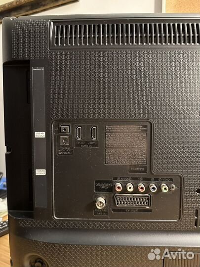 Телевизор Samsung UE28J4100AK