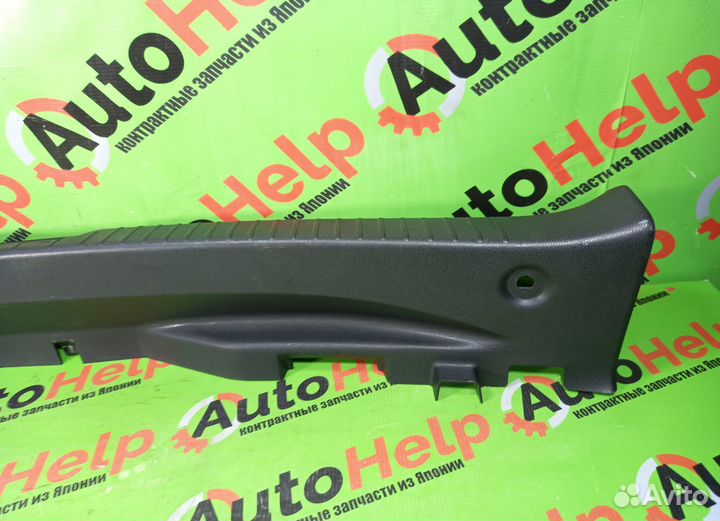 Накладка замка багажника nissan qashqai KNJ10