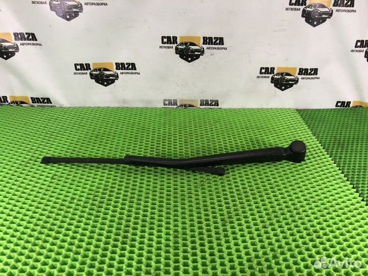 Поводок стеклоочистителя задний BMW X1