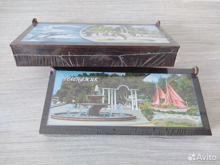 Деревянная шкатулка