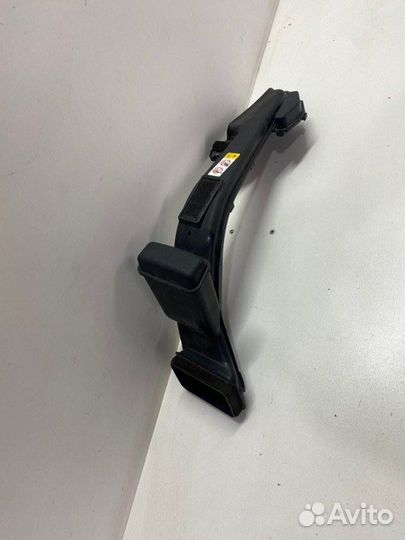 Воздухозаборник воздушного фильтр Toyota Camry V70