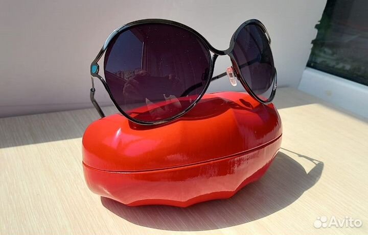 Солнцезащитные очки женские. Оригинал