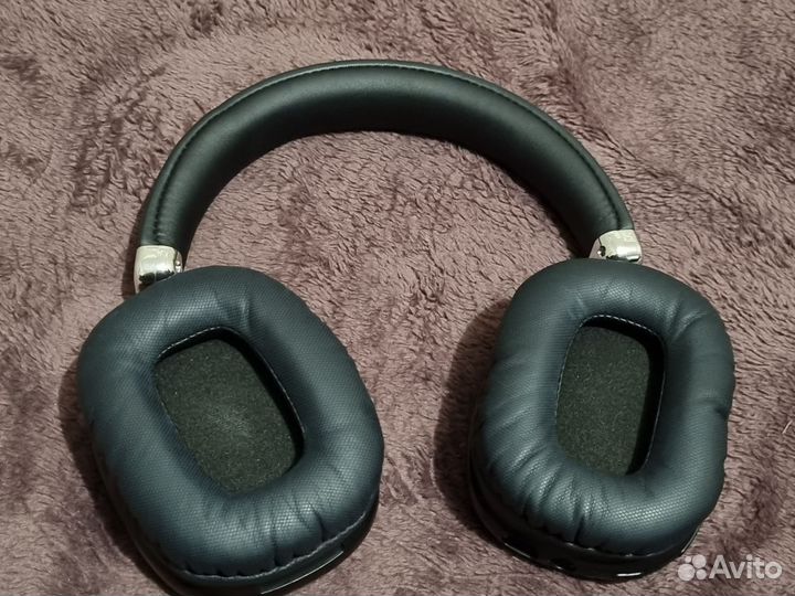 Беспроводные наушники бу hoco