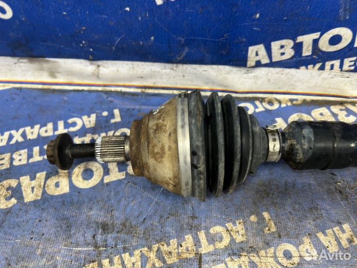 Правый привод Volkswagen Passat Cc седан cczb 2011