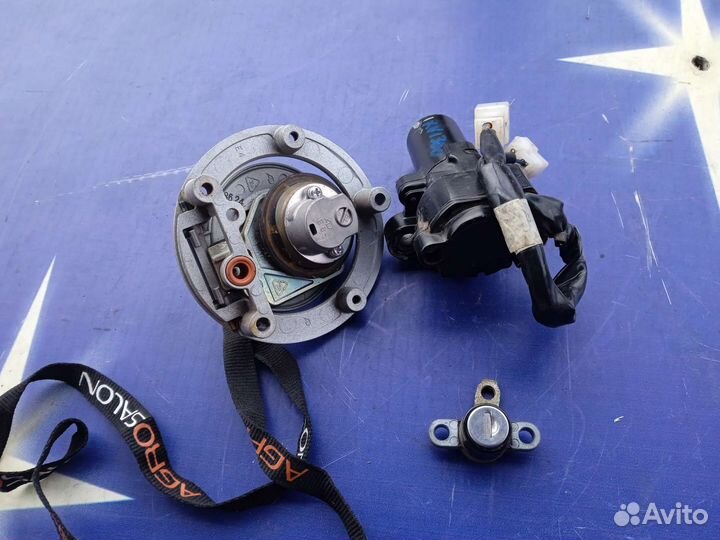 Yamaha XVS 1300 2009 г. Замки комплект. Замок