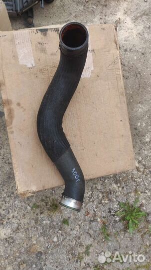 Патрубок интеркуллера крайслер 300c