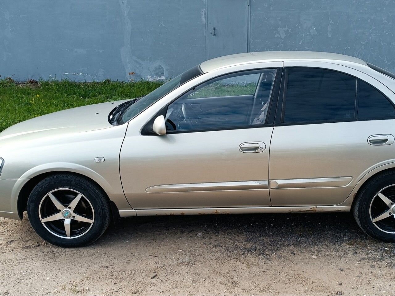 Nissan Almera Classic: фото владельца