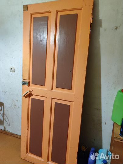 Дверь входная деревянная бу