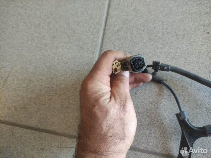 Провод датчика ABS задний правый Toyota Corolla