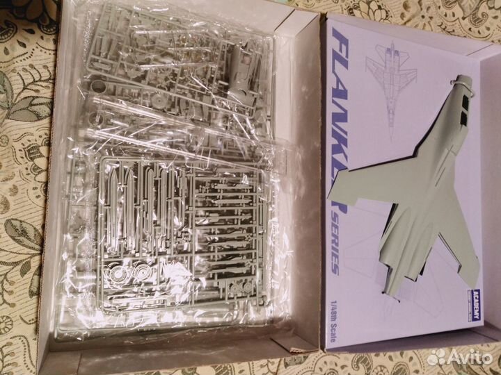 Сборная модель самолета 1/48 Su-30M2 Academy12301