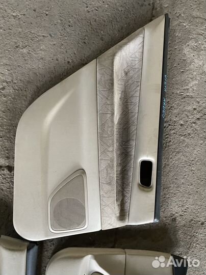 Обшивка дверей Toyota Vista Ardeo SV50