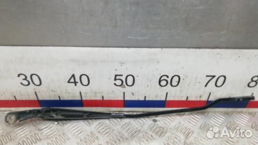 Щеткодержатель лобового стекла volkswagen passat B