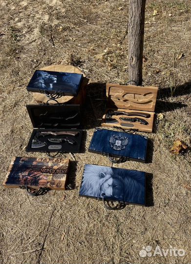 Набор топор и нож в деревянном кейсе