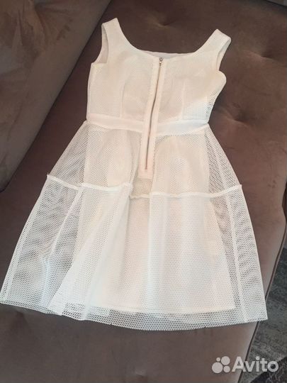 Белое платье сеточка - размер40 S