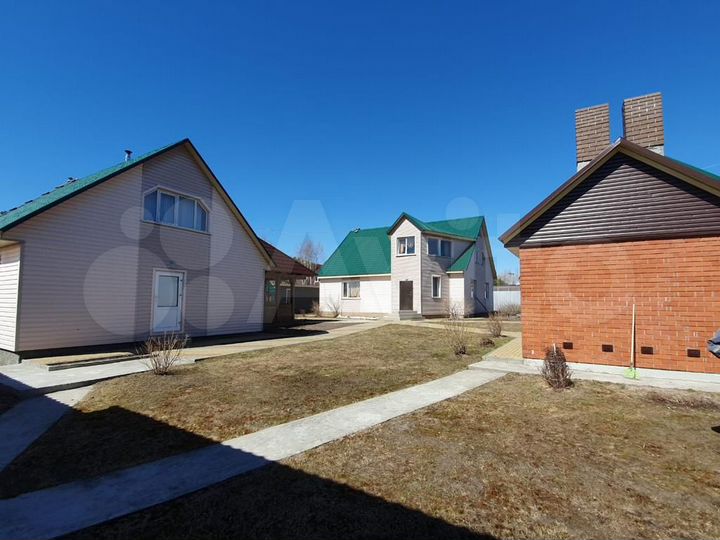 Дом 260 м² на участке 24 сот.