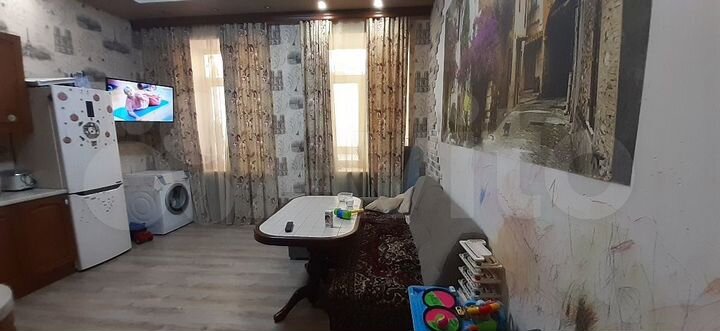 2-к. квартира, 65 м², 1/6 эт.