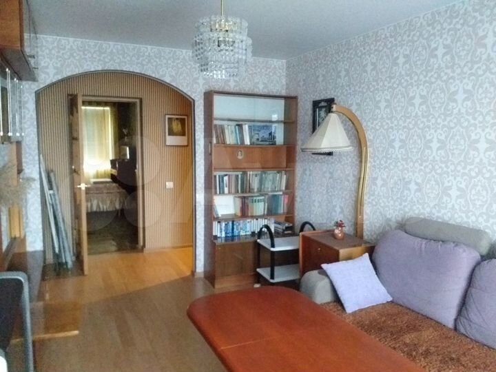 2-к. квартира, 50 м², 9/9 эт.