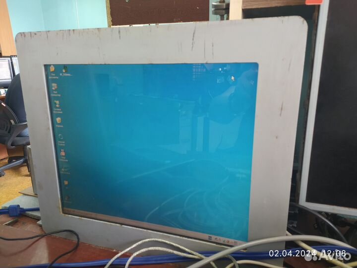 Сенсорный монитор 17