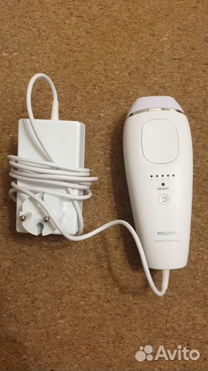 Фотоэпилятор Philips BRI863 Lumea Essential