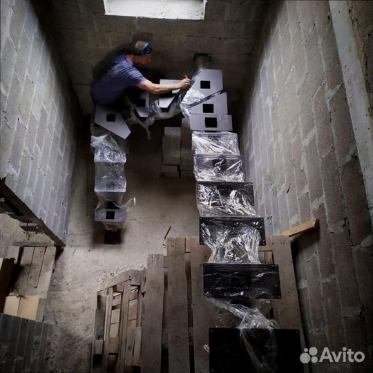 Металлический каркас лестницы для дома