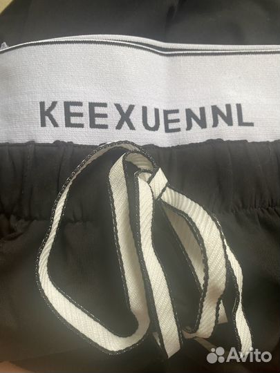 Костюм женский