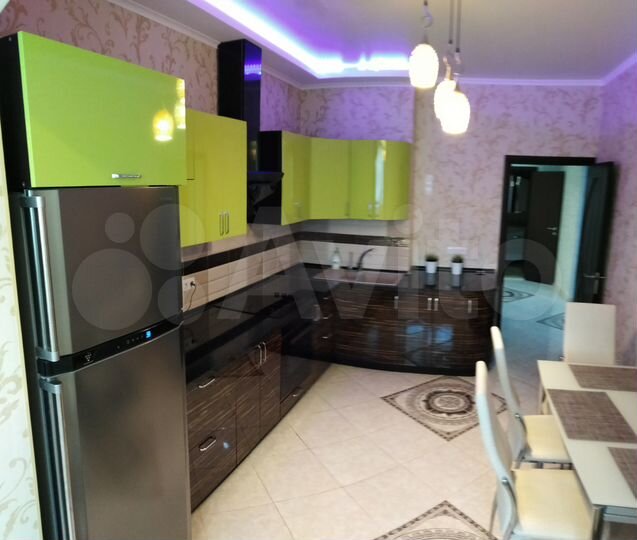 3-к. квартира, 95 м², 6/16 эт.
