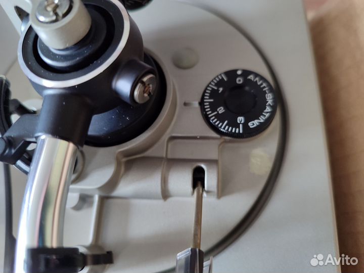 Проигрыватель пластинок technics SL-1600