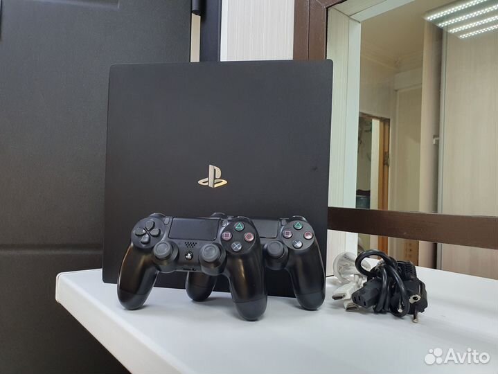Sony PlayStation 4 Pro / PS4 Pro
