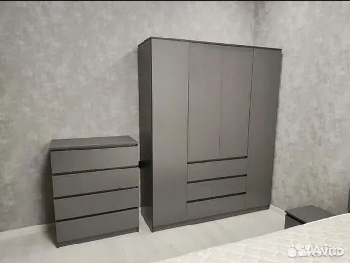 Шкаф с комодом