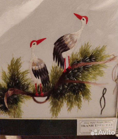 Картина вышитая гладью