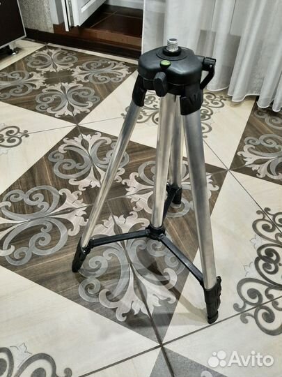 Штатив для нивелира 1.2м Hilda (5/8