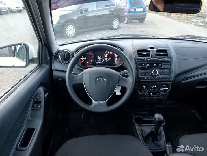 LADA Granta 1.6 МТ, 2021, 35 100 км