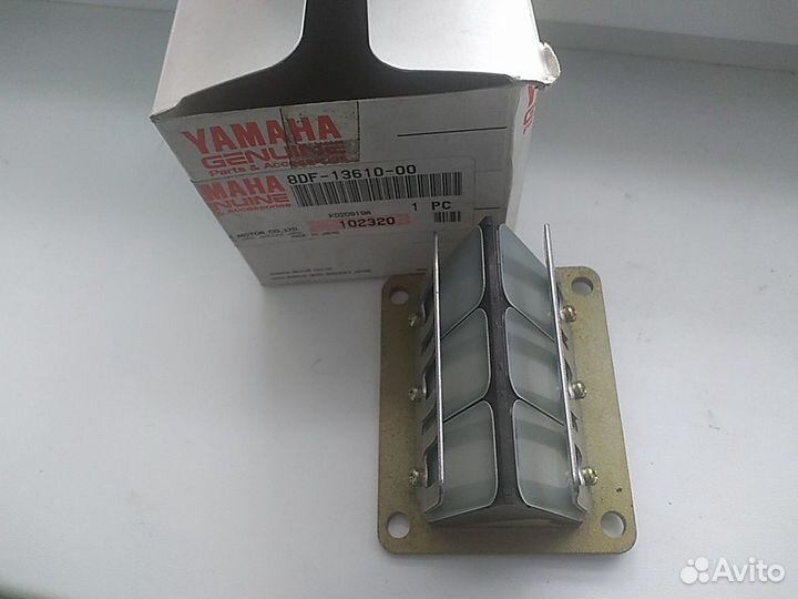 Оригинальный лепестковый клапан Yamaha Venture 600