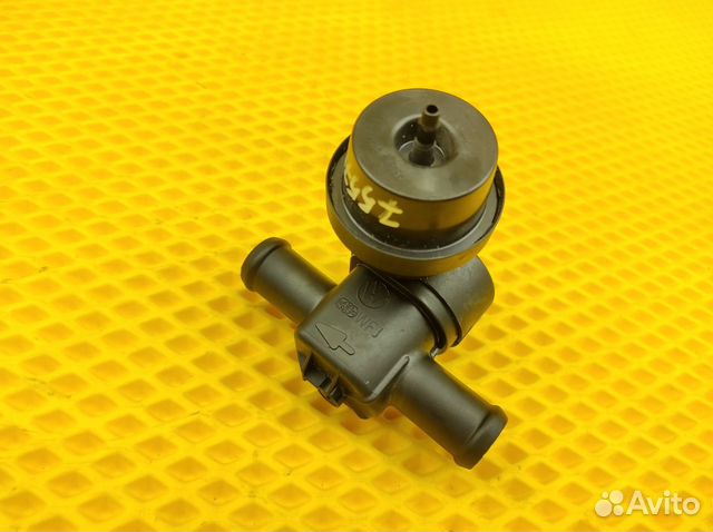 Клапан воздушный Audi A4 B8 cdnc 2.0 tfsi 2010