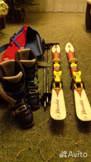 Детский комплект горных лыж