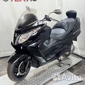 Особенности и характеристики Suzuki AN 400 Burgman 2014: близкий рассмотр обширных возможностей