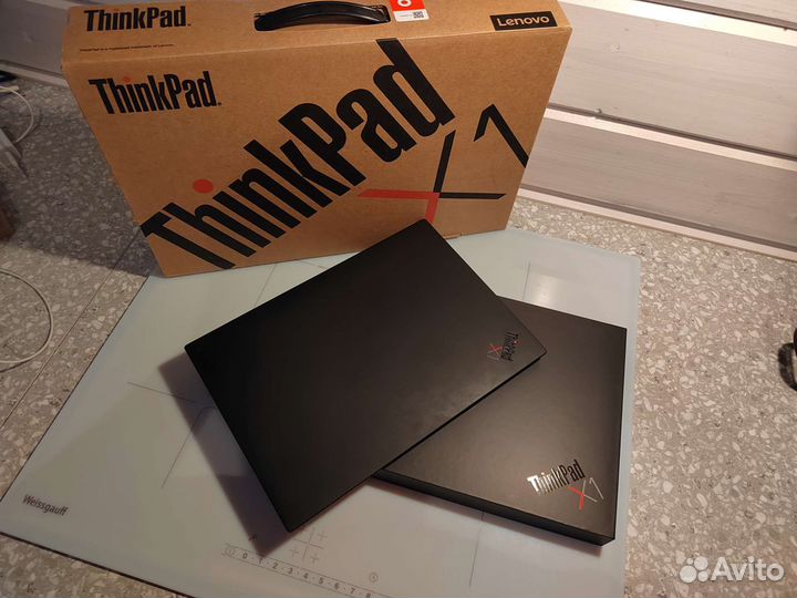 Lenovo thinkpad x1 carbon gen 9
