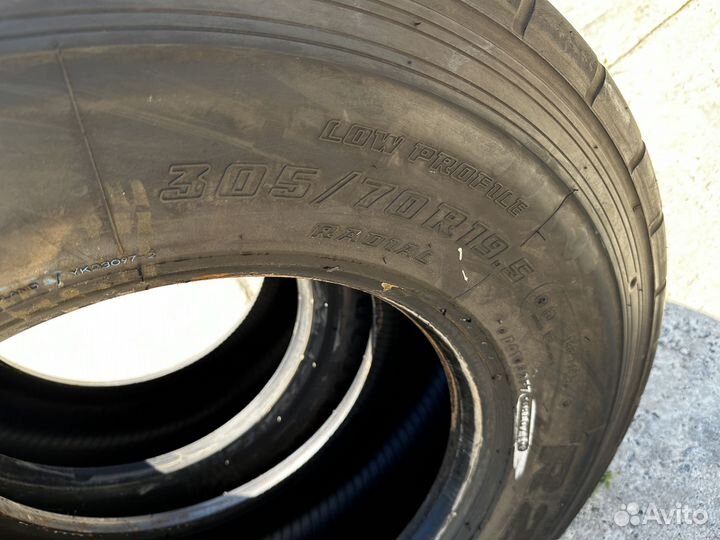 Грузовые шины 305/70/19.5 Bridgestone 0/3417