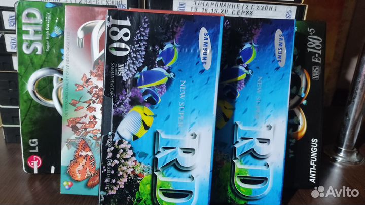 Видеокассеты