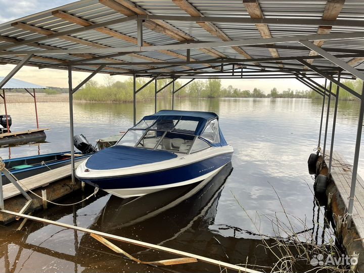 Катер Bayliner