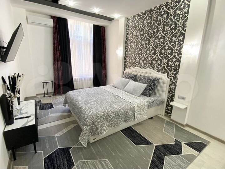 1-к. квартира, 50 м², 1/10 эт.