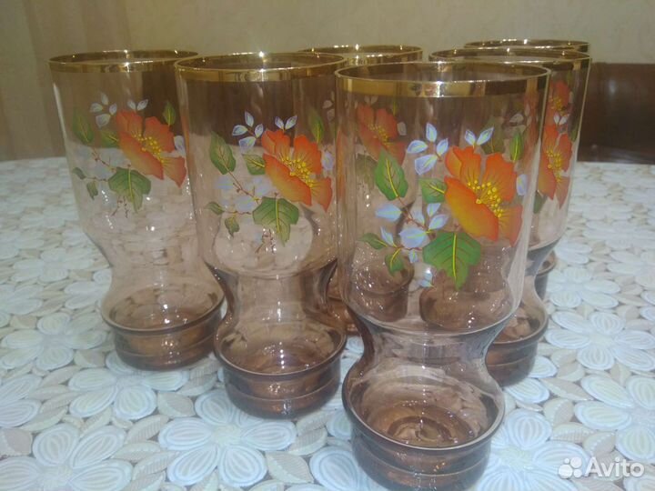 Стаканы цветное стекло с золотой каймой