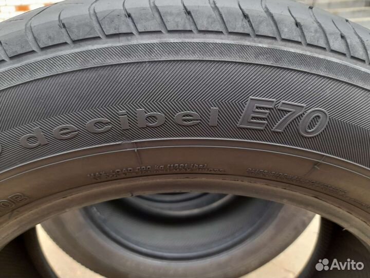 Yokohama E70E 215/60 R16