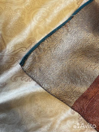 Покрывало из шелка