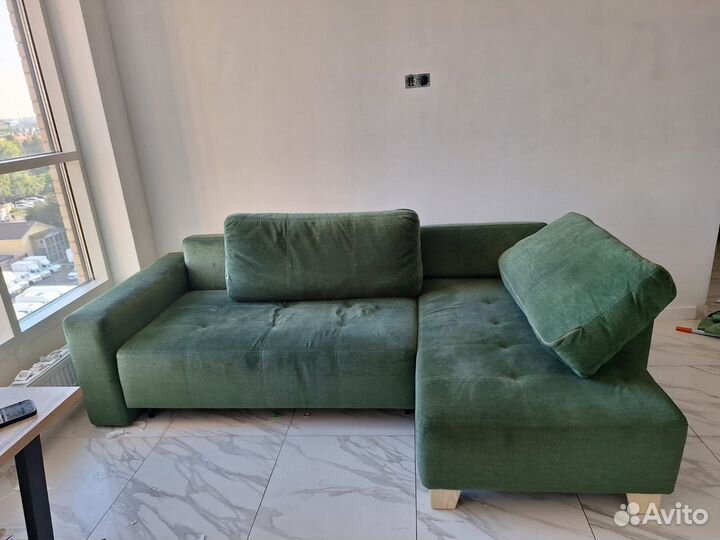 Большой угловой диван раскладной бу